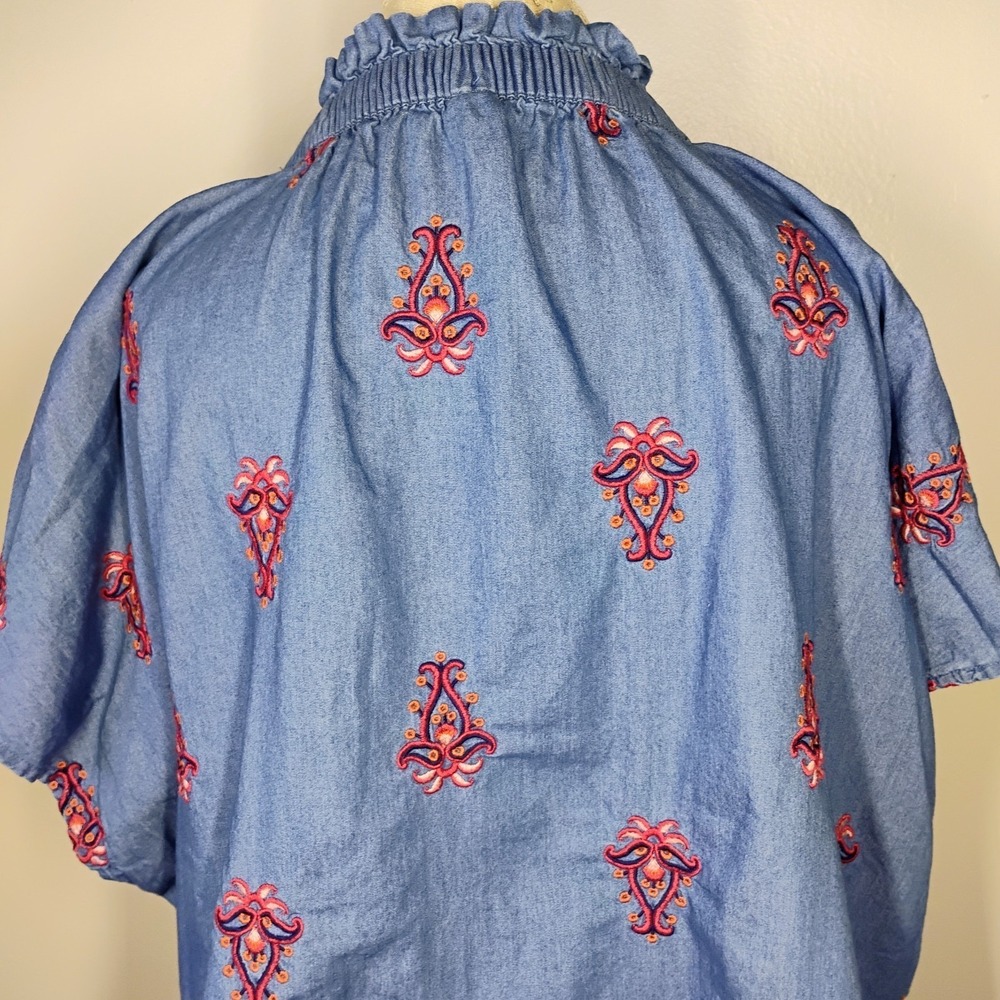 Torrid Belle Isle Embroidered Chambray Top Womens 3X Blue Ruffle Neck Boho - Picture 7 of 12